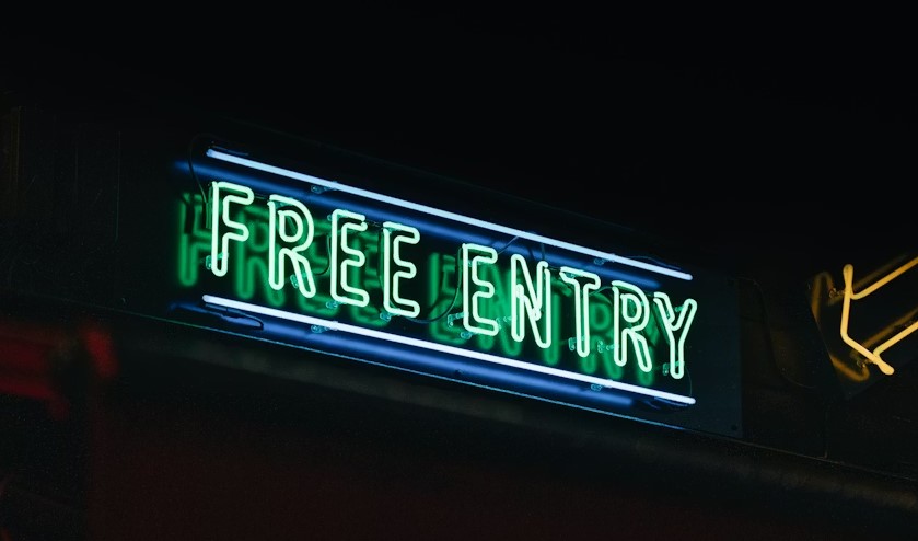 Adobe Give Free Software For Students.jpg